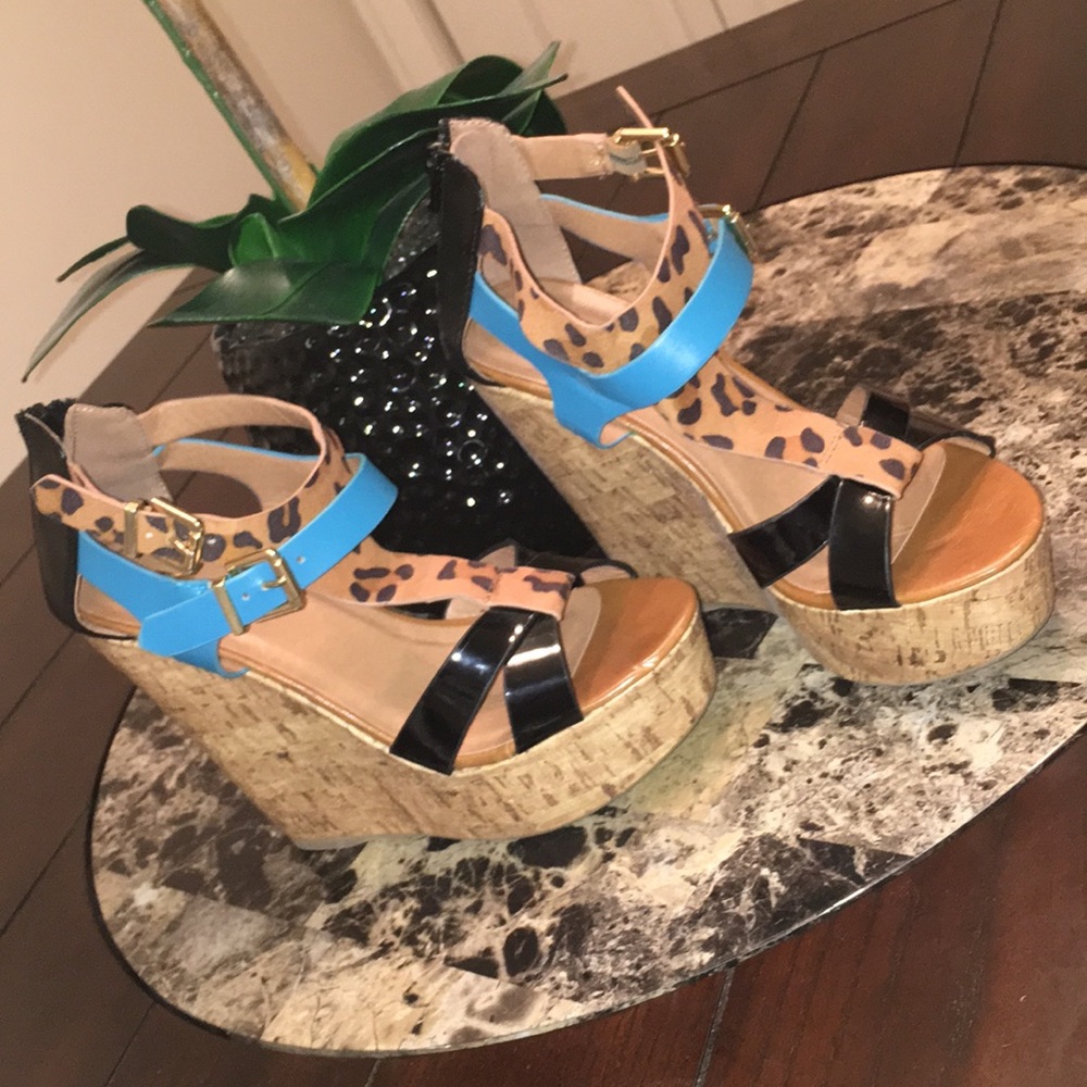 Brand New never worn Wedge heels!!